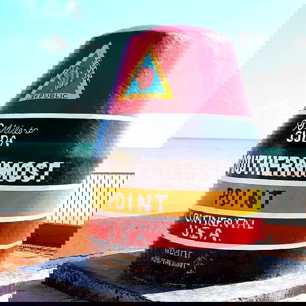 miakhalifa miakhalifa archive image