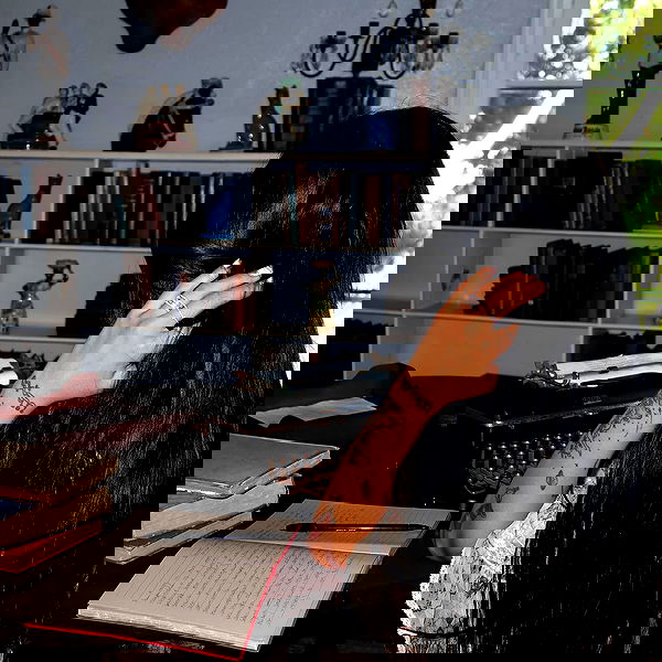 miakhalifa miakhalifa archive image