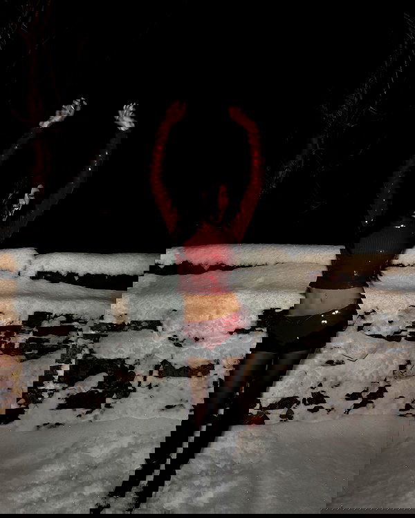 miakhalifa miakhalifa archive image