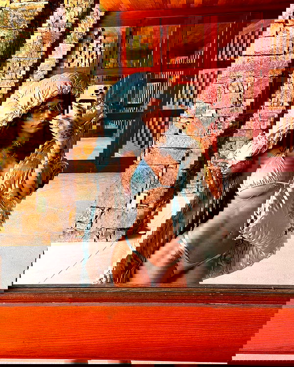 miakhalifa miakhalifa archive image