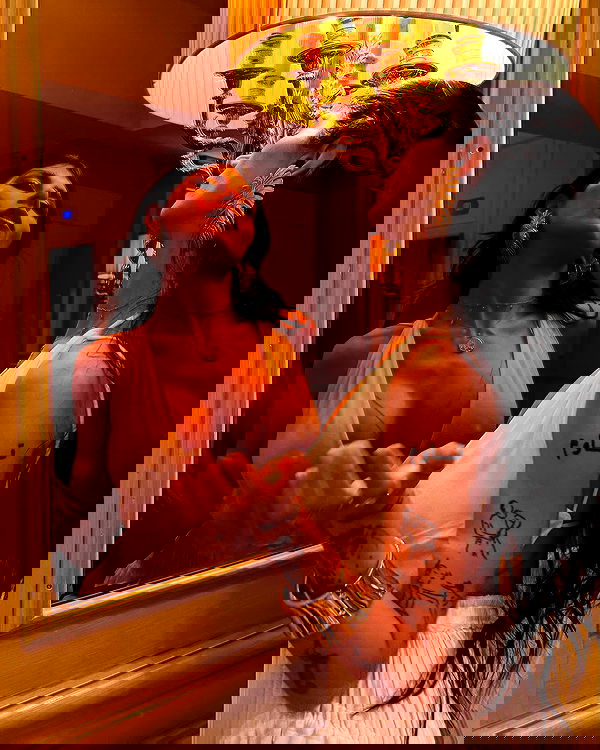 miakhalifa miakhalifa archive image