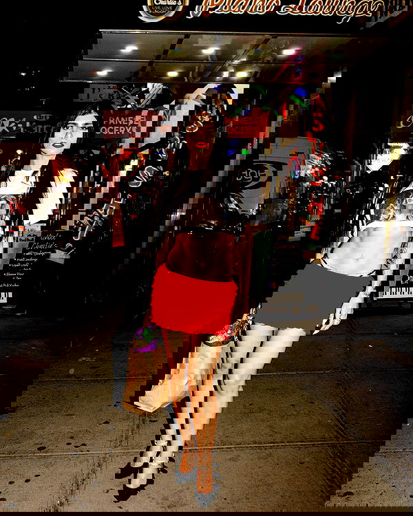 miakhalifa miakhalifa archive image