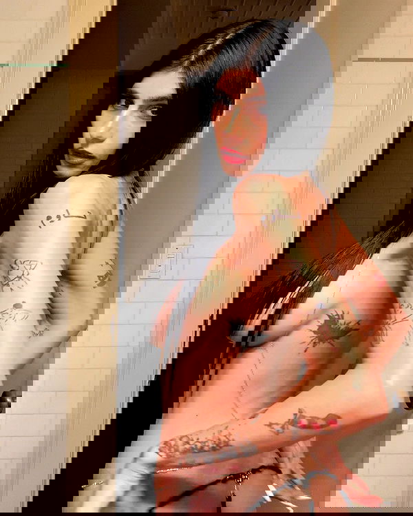 miakhalifa miakhalifa archive image