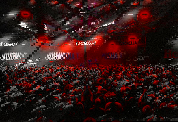 miakhalifa miakhalifa archive image