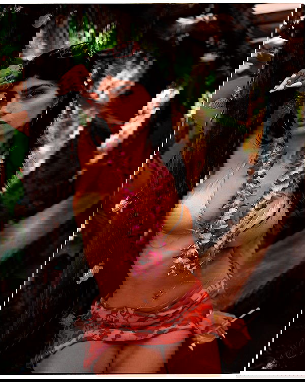 miakhalifa miakhalifa archive image