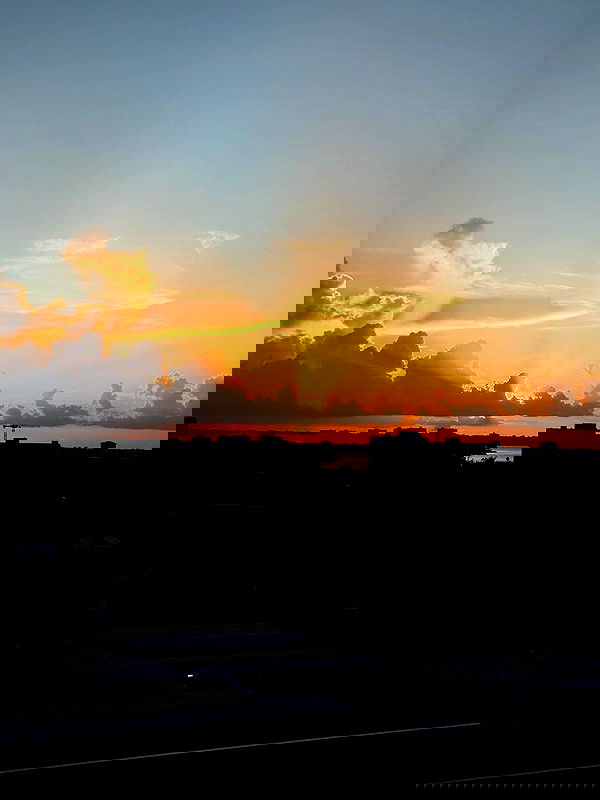 miakhalifa miakhalifa archive image