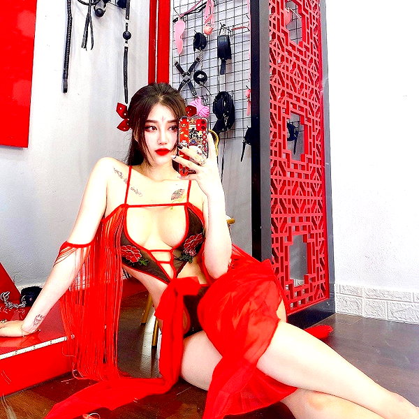 miao_149 instagram image archive image
