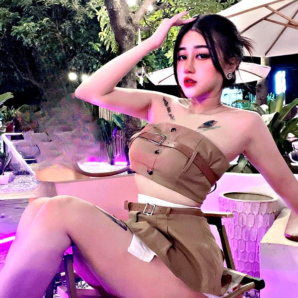 miao_149 instagram image archive image