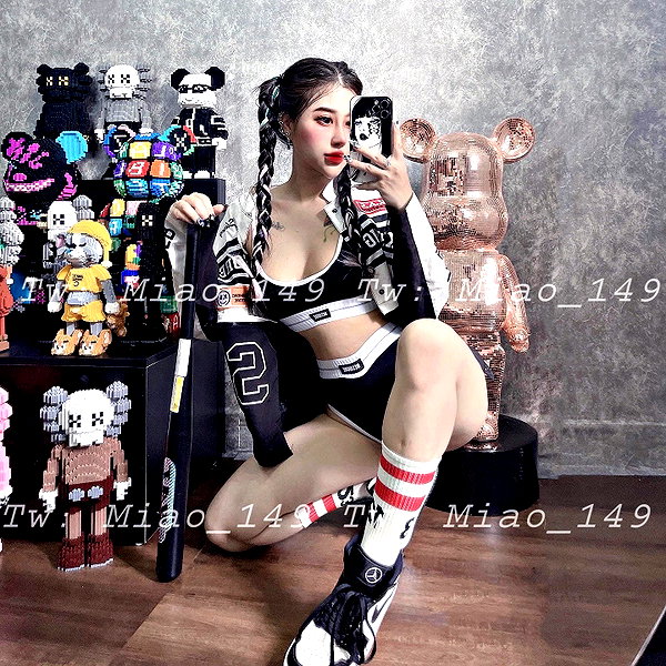 miao_149 instagram image archive image