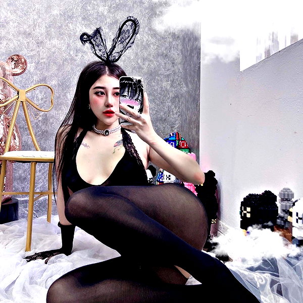 miao_149 instagram image archive image