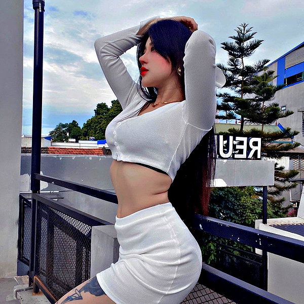 miao_149 instagram image archive image