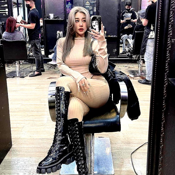 miao_149 instagram image archive image