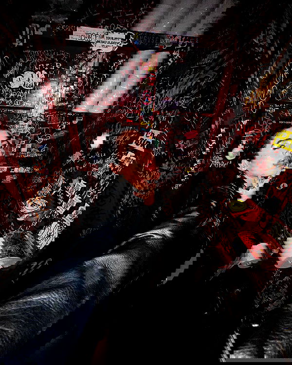 miav.me image ~ Altpins