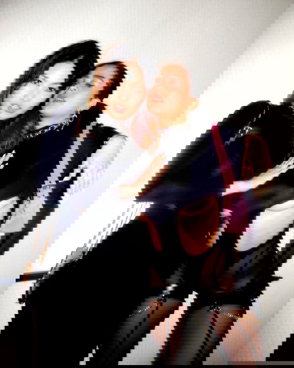 miav.me image ~ Altpins