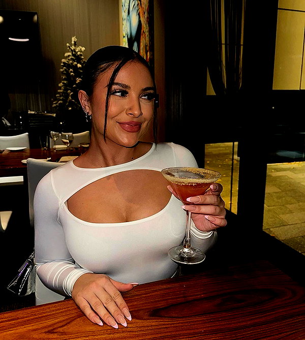 mikaela.lesikar instagram image archive image