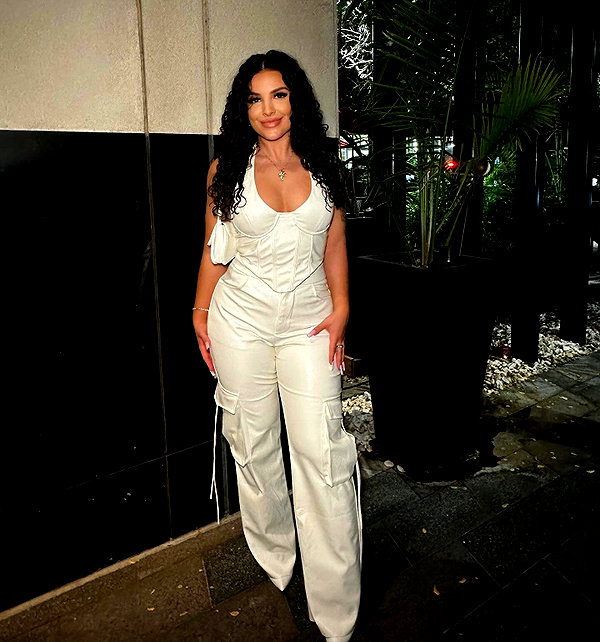 mikaela.lesikar instagram image archive image