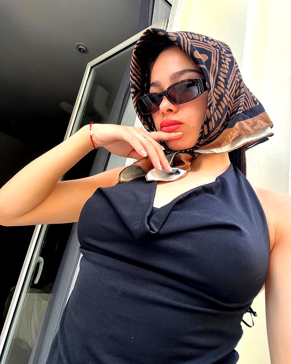 mili.cohen.official instagram image archive image