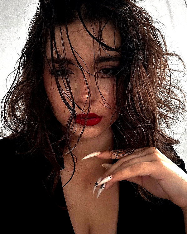 milka_guberman instagram image archive image