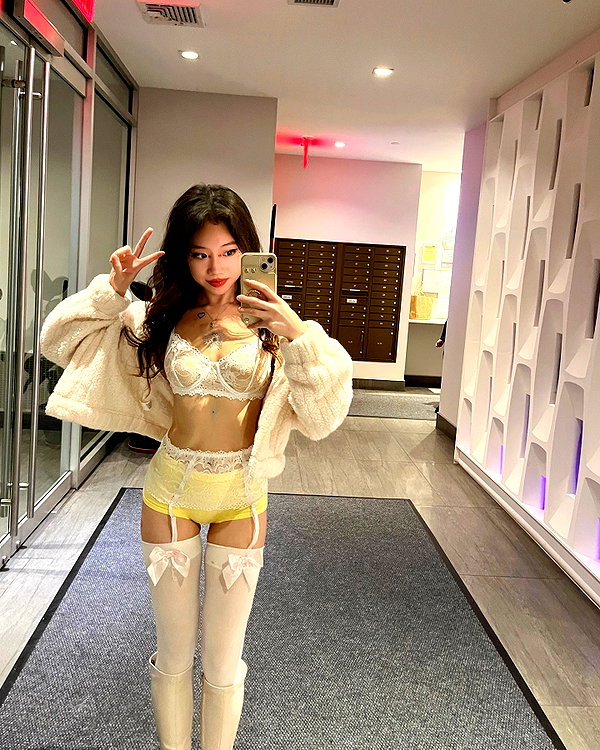 mimicakiez instagram image archive image