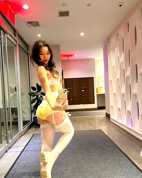 mimicakiez instagram image archive image