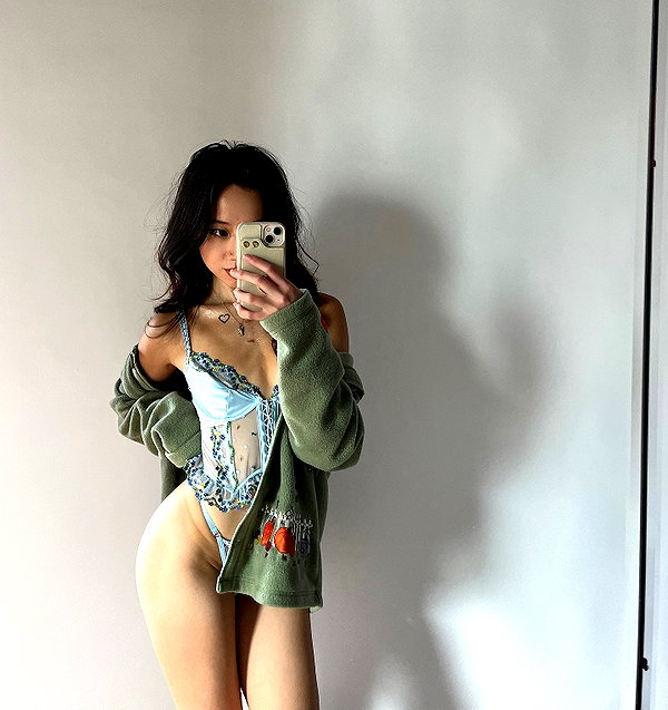 mimicakiez instagram image archive image