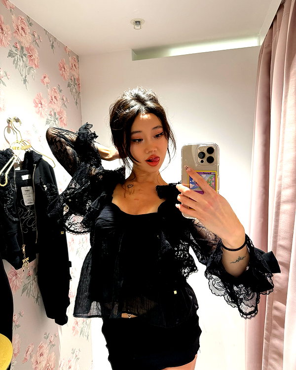 mimicakiez instagram image archive image