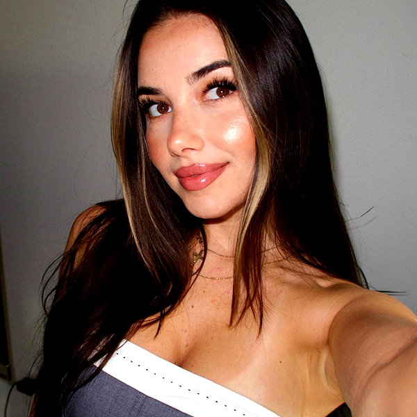 minicuta instagram image archive image