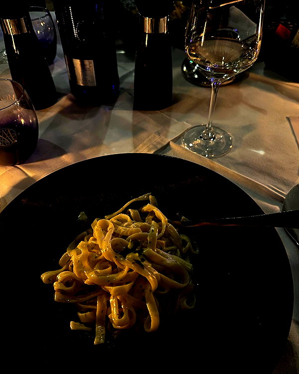 minicuta instagram image archive image