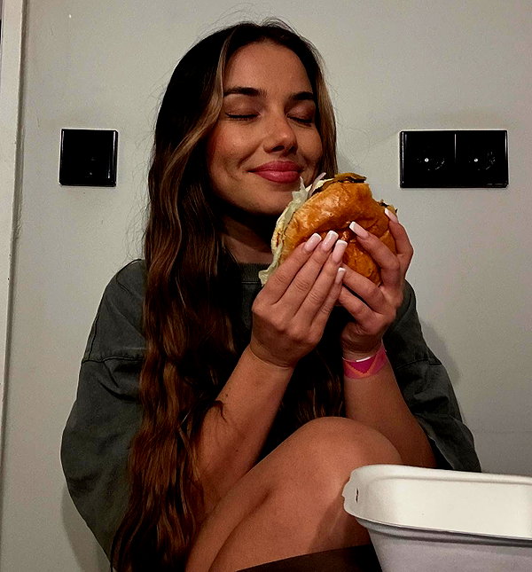 minicuta instagram image archive image