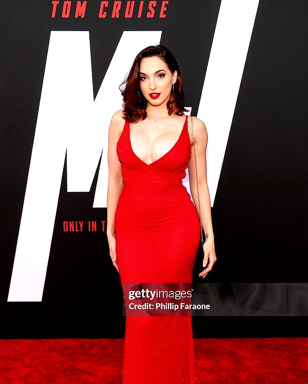 missbrisolo instagram image archive image