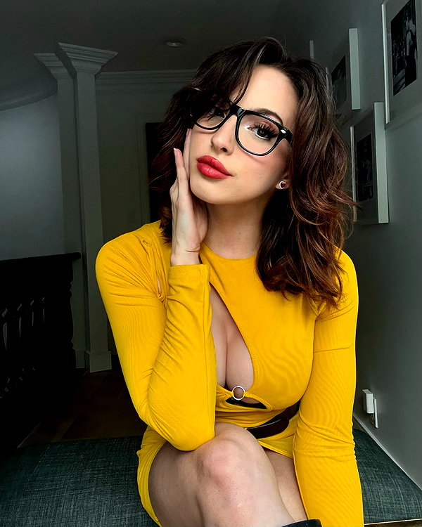 missbrisolo instagram image archive image