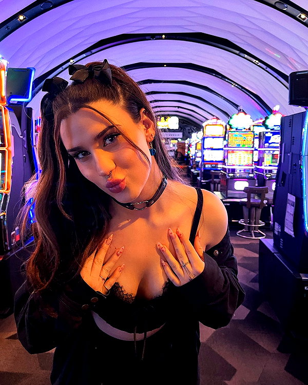 missy.ts instagram image archive image