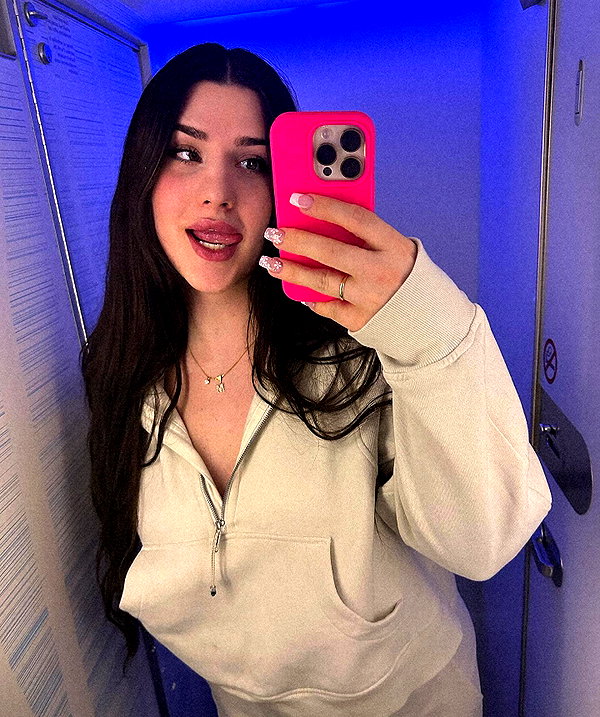 missy.ts instagram image archive image