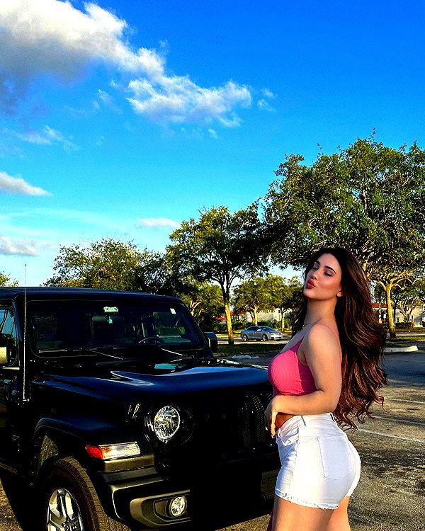 missy.ts instagram image archive image