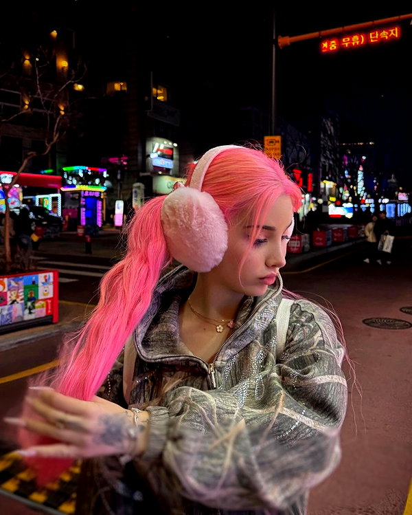 missy.ts instagram image archive image