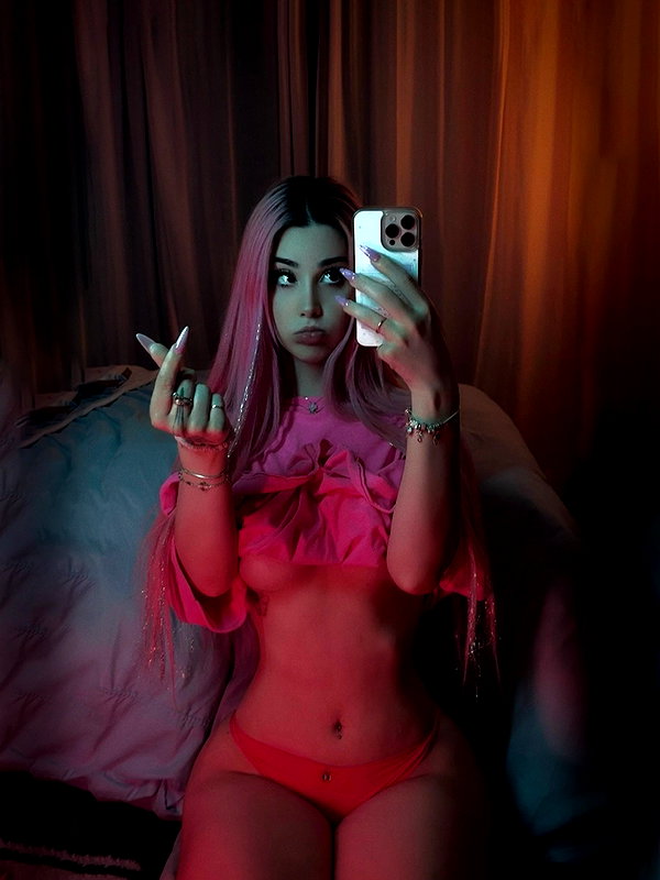 missy.ts instagram image archive image