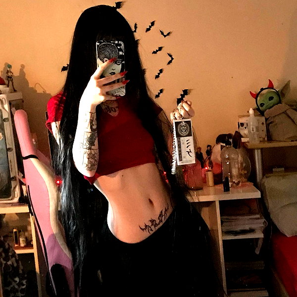 mittzaa_ instagram image archive image