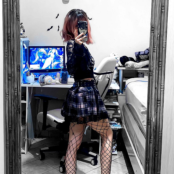 mittzaa_ instagram image archive image