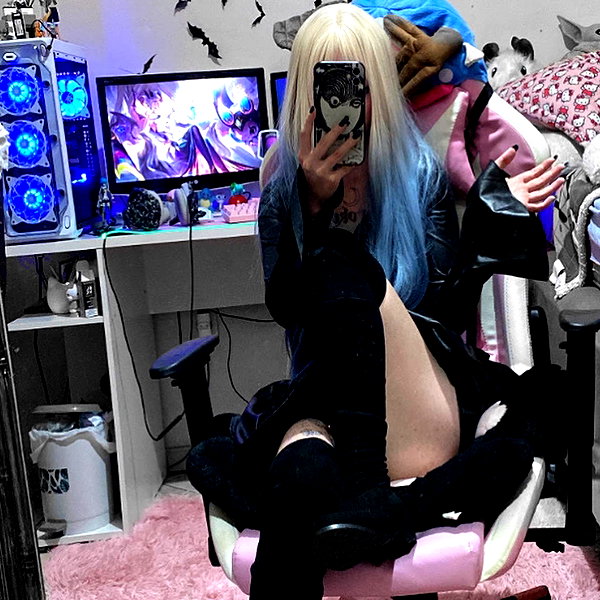 mittzaa_ instagram image archive image