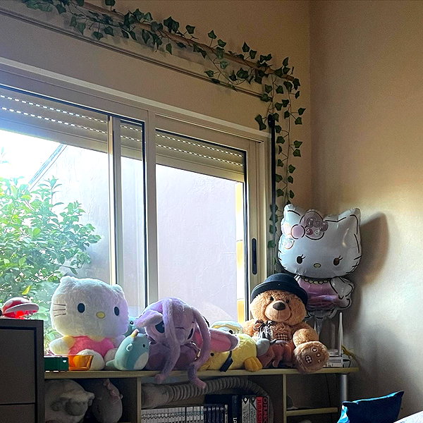 mittzaa_ instagram image archive image