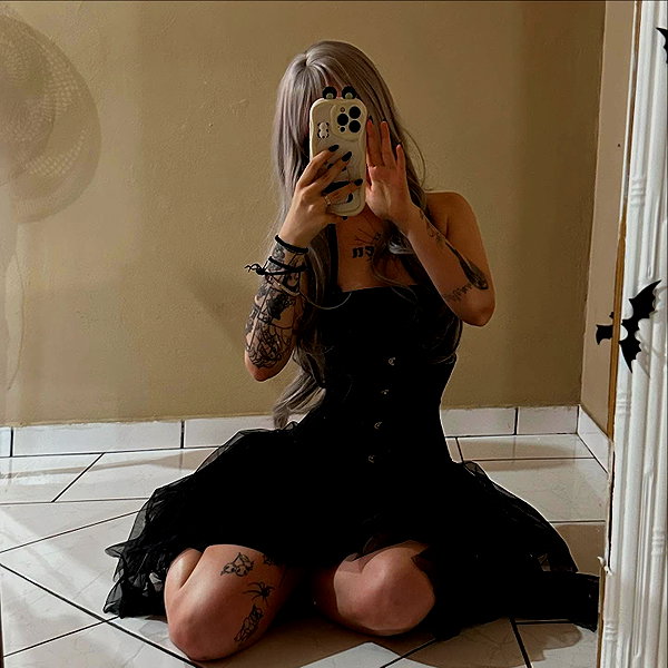mittzaa_ instagram image archive image
