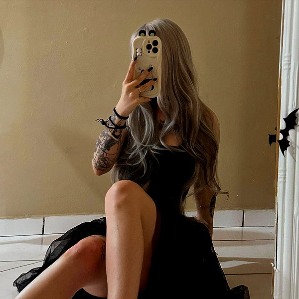 mittzaa_ instagram image archive image