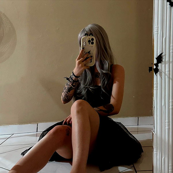 mittzaa_ instagram image archive image
