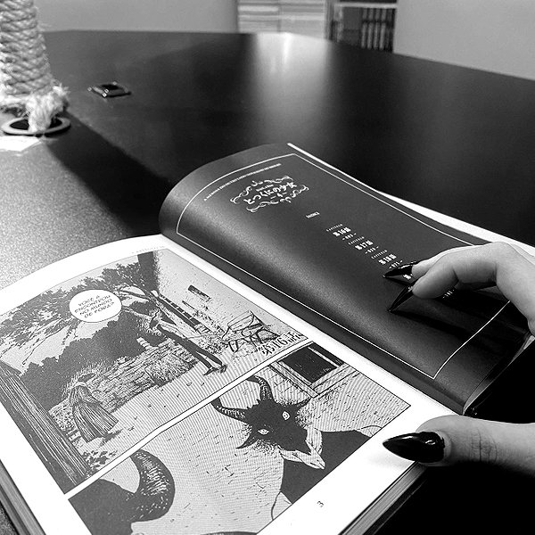 mityweee_ instagram image archive image