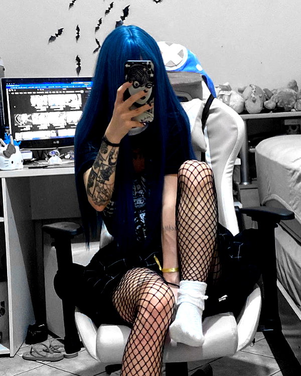 mityweee_ mityweee_ archive image