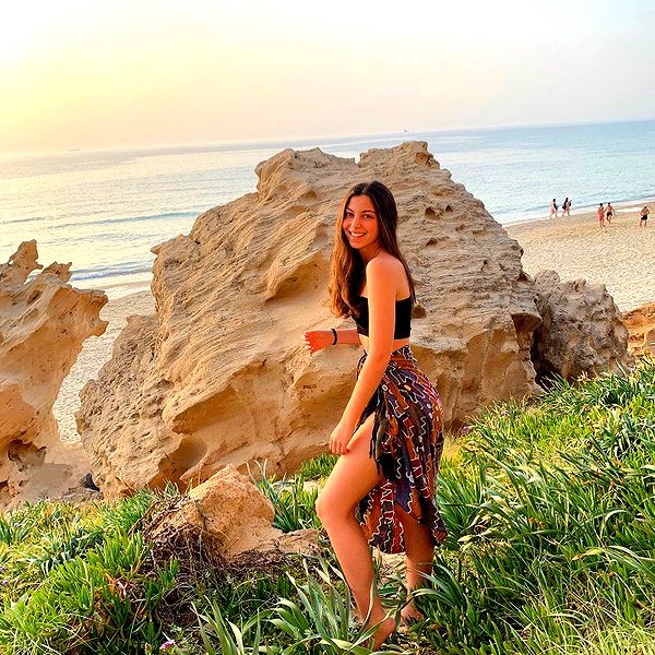 miya_sahar instagram image archive image