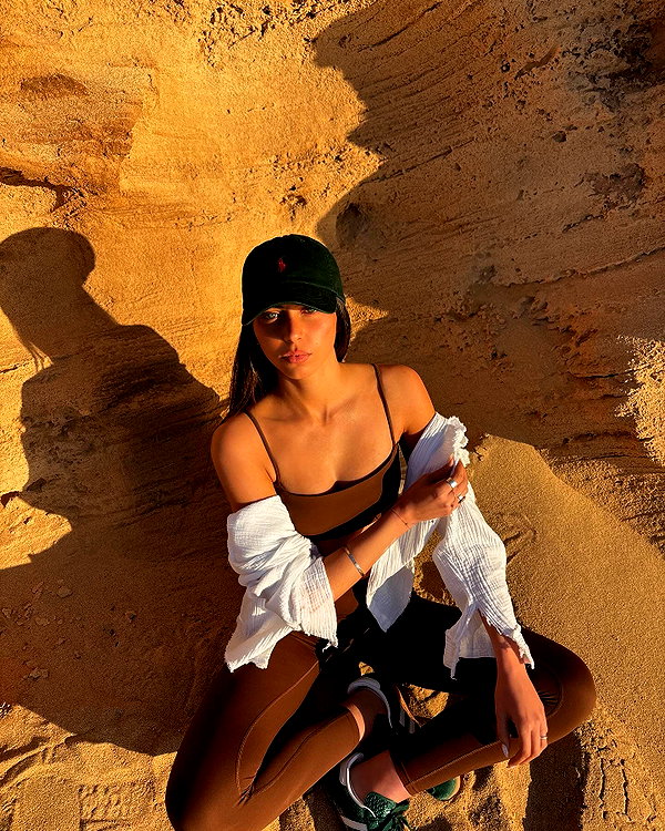 miya_sahar instagram image archive image