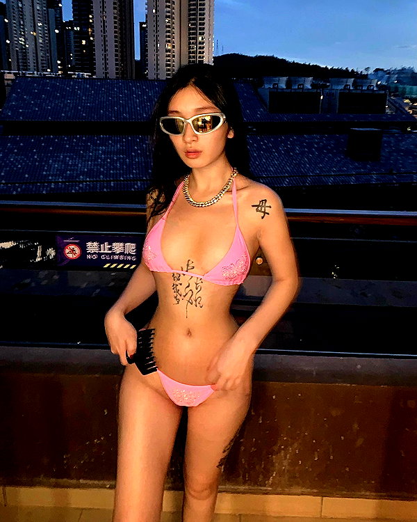 moka997k.y instagram image archive image