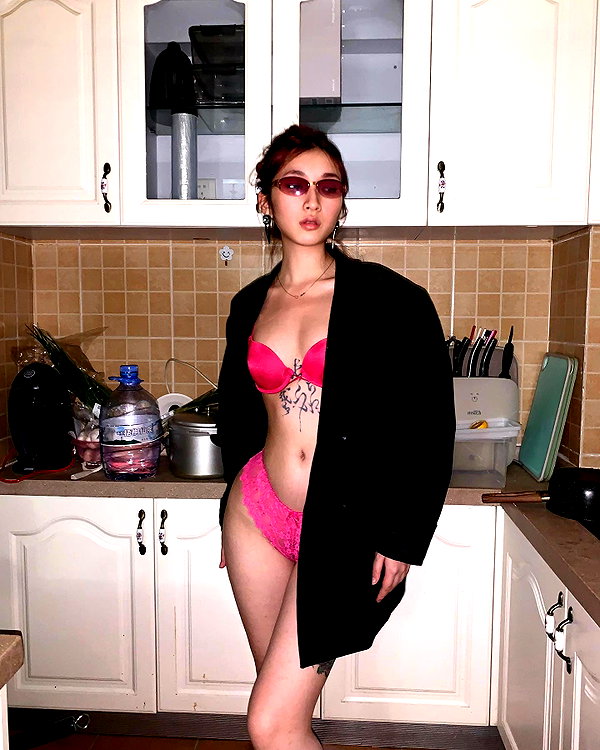 moka997k.y instagram image archive image