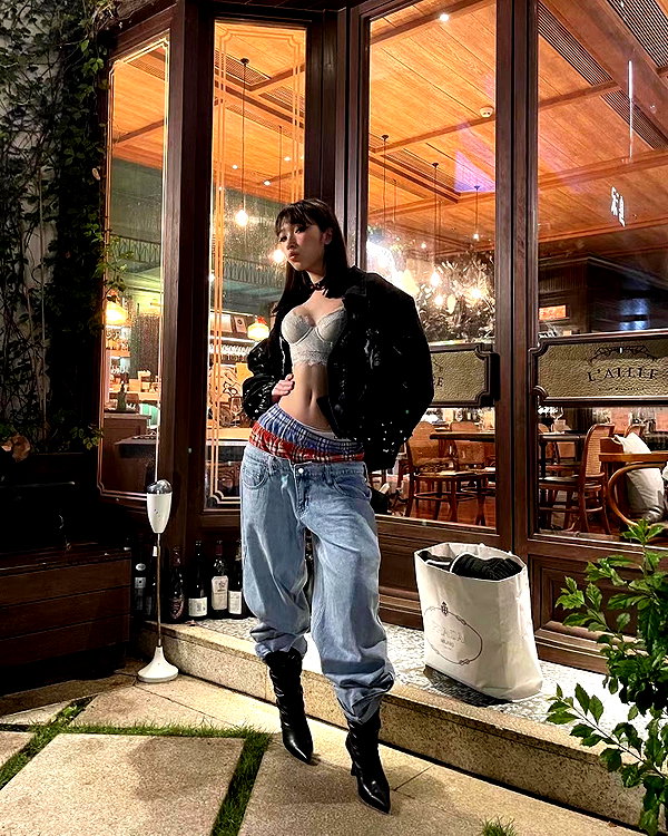 moka997k.y instagram image archive image